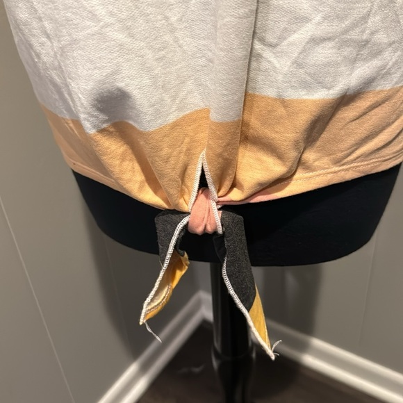 BiBi stripe sleeveless off shoulder/keyhole shoulder tie hem long tank. NWT. Sm - Picture 4 of 8